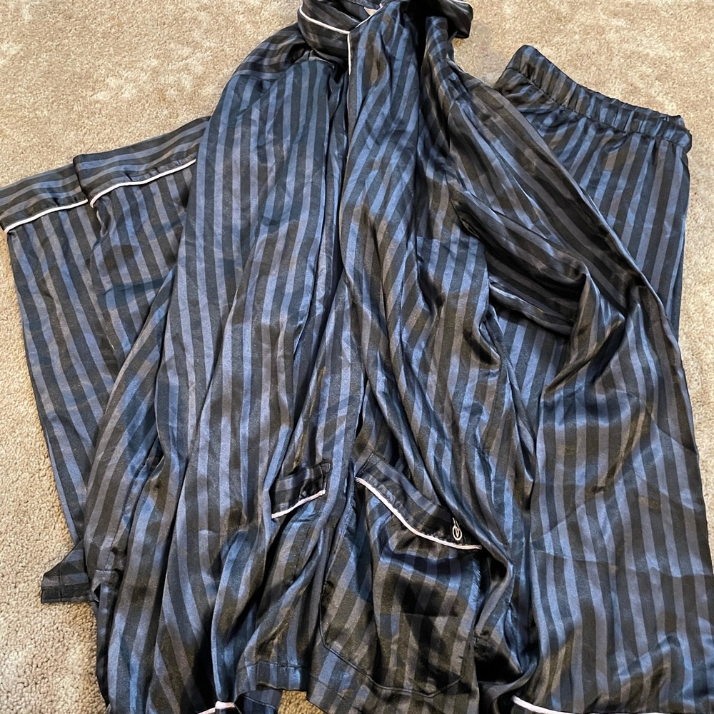 Victoria’s Secret pajama set